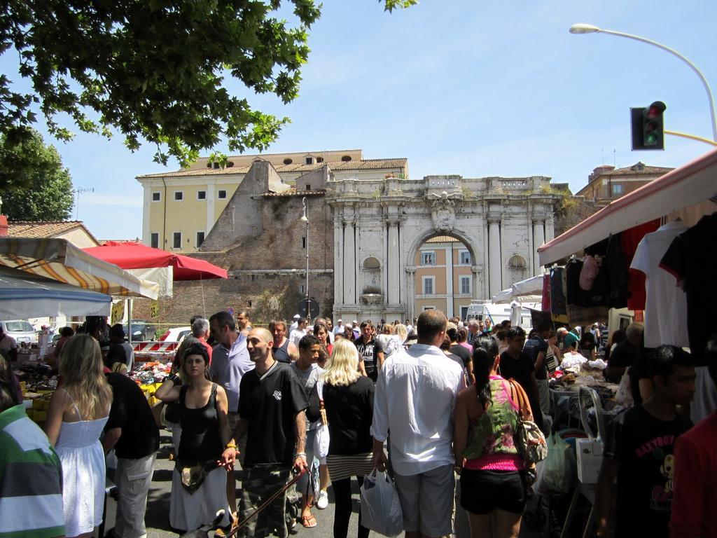 Casa Castelbolognese Lägenhet Rom Exteriör bild